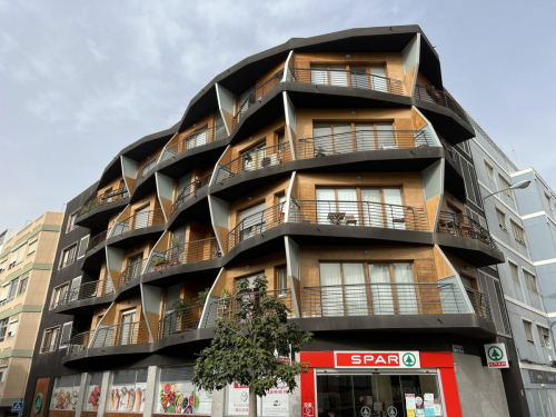 Edificio de viviendas-comercial-garajes.